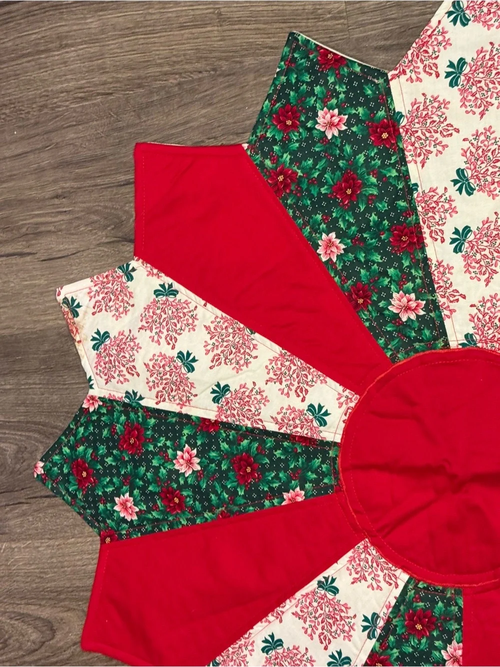 VTG Large Quilted Beautiful Multi Design Christmas Fabric Table Decor Placemat